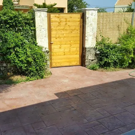 Casa Rossa Villa Pesadha
