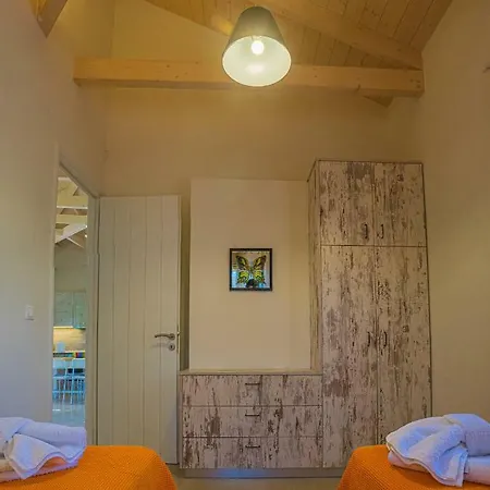 Casa Rossa Villa *